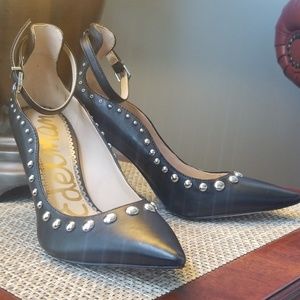 Sam Edelman studded pumps